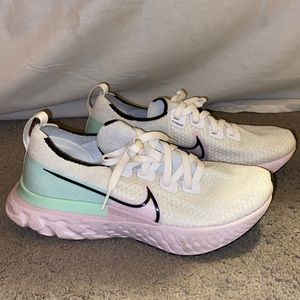 Nike infinity react